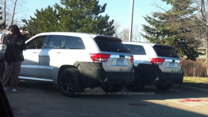 Illustration for article titled New Jeep Grand Cherokee SRT8's packing pipes